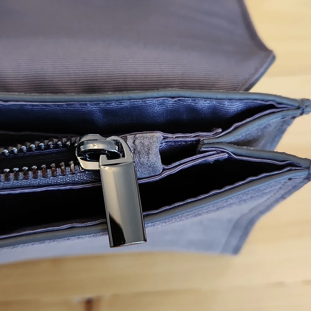 White House Black Market Envelope Clutch Wristlet Handbag Gray Suede - Picture 9 of 12